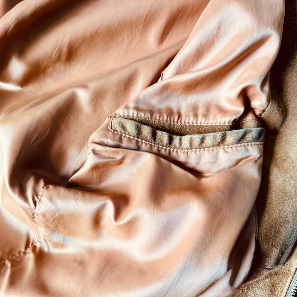 Men’s small Banana Republic cognac suede jacket - Picture 9 of 13
